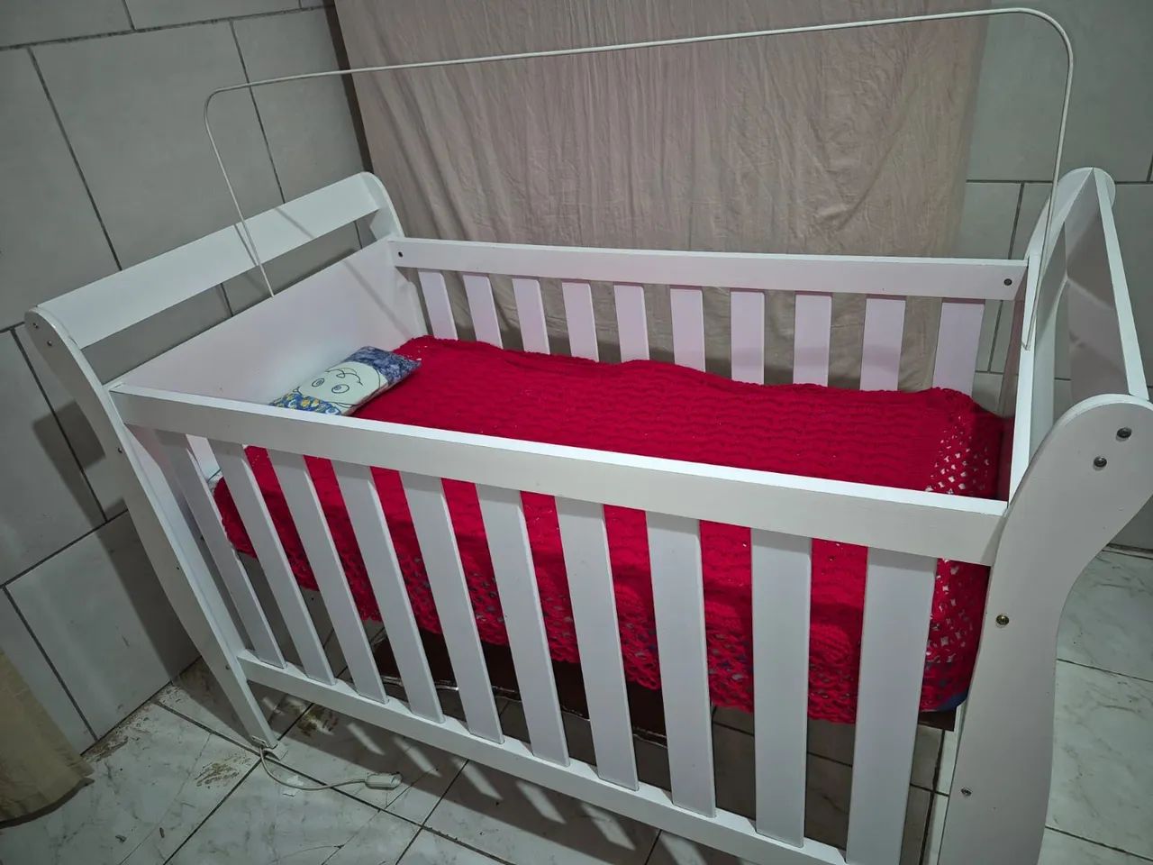 VENDE-SE BERÇO MINI CAMA 3 em 1 SEMI NOVO.
