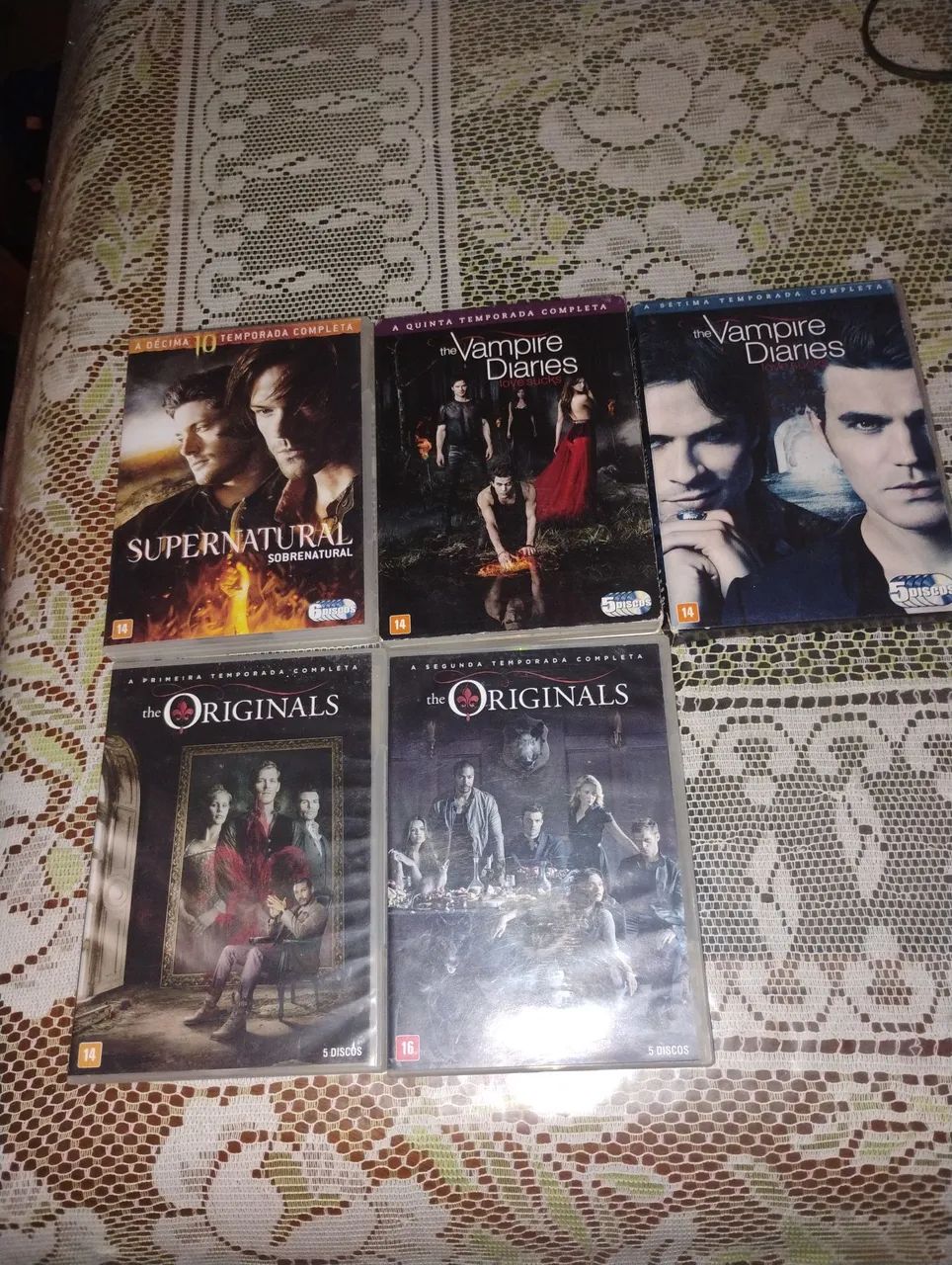 Vendo uma coleção de dvd de séries de filme