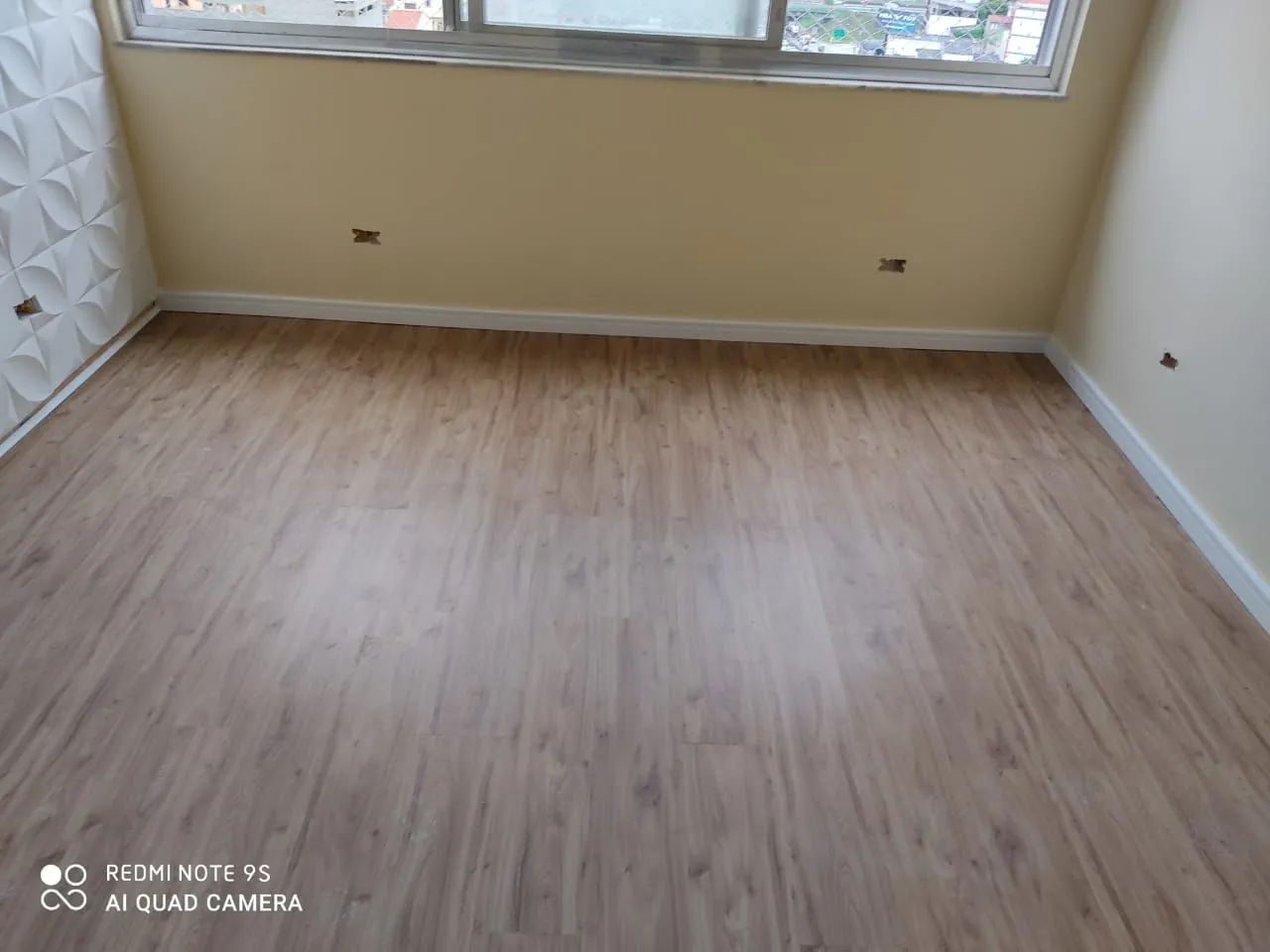 Colocação de piso vinílico, laminado e rodapé  - Foto 3