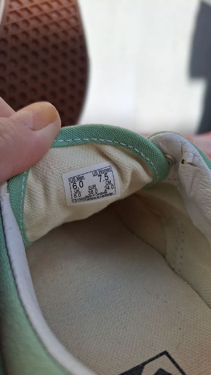 Vans Original, importado, super estiloso 35 - Foto 4