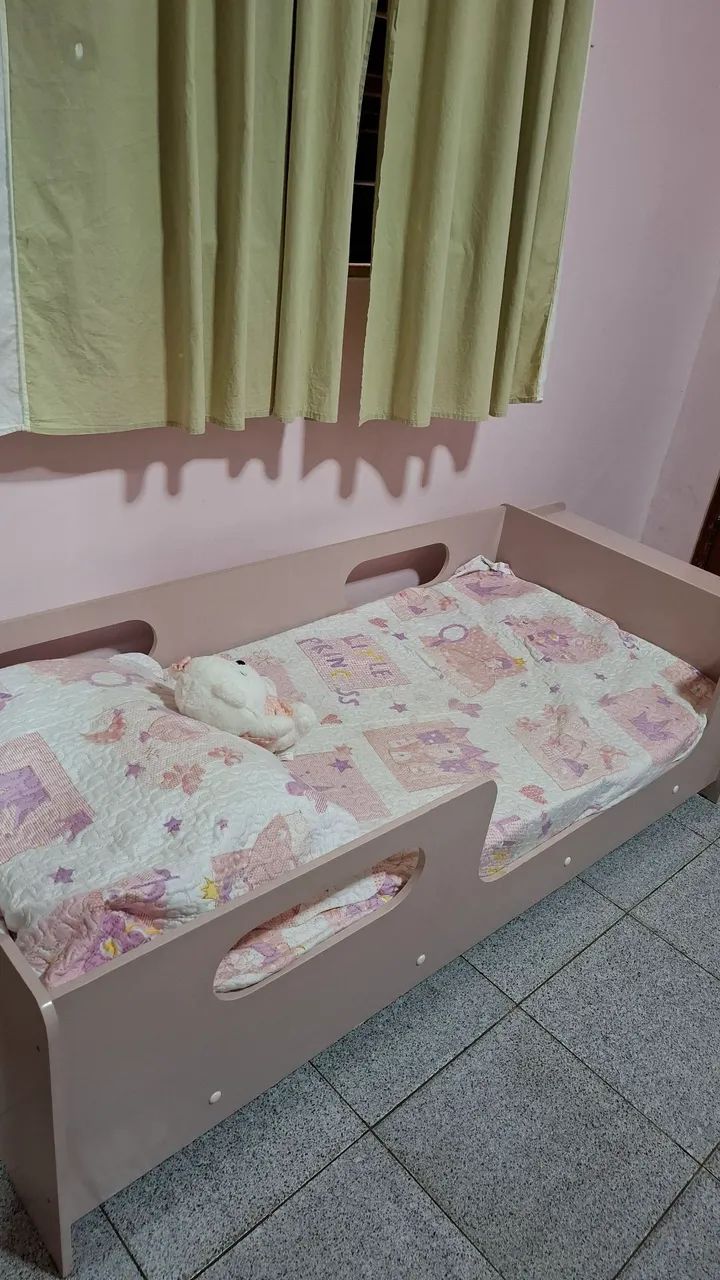 Vendo cama infantil com colchão  - Foto 2
