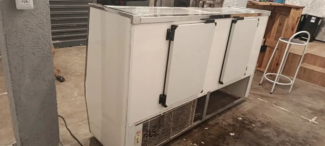 Balcão Expositor Refrigerado 3.800$ - Foto 2