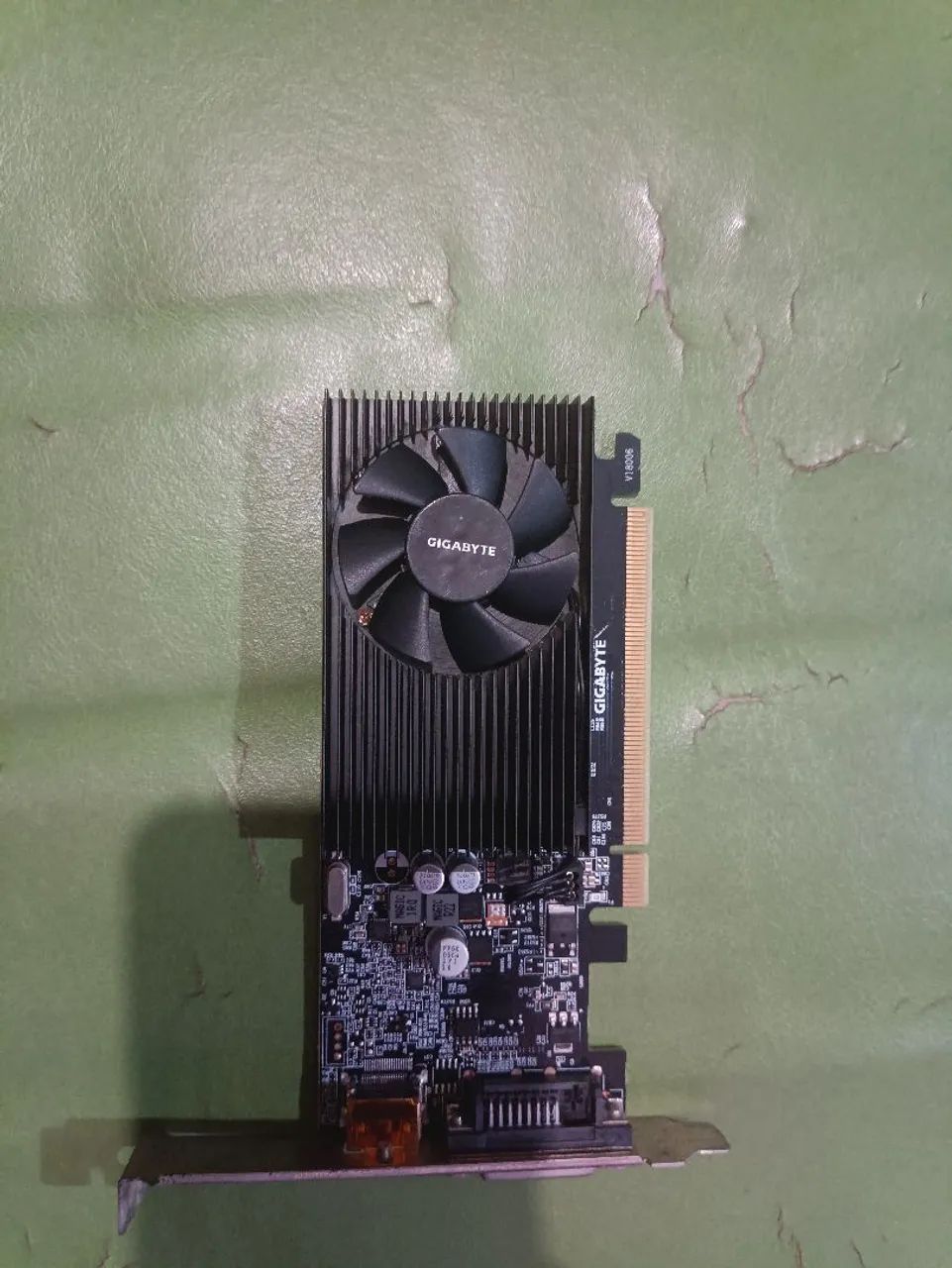 Placa de vídeo 1030 2Gb