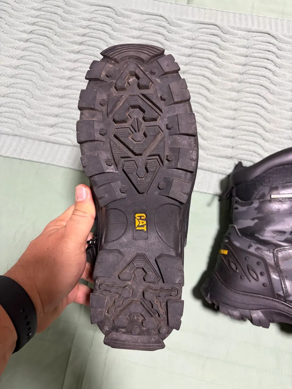 Coturno Caterpillar Camuflado 43