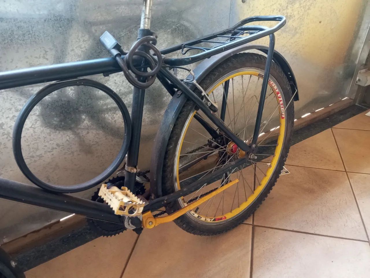 Vendo bicicleta aro 26  - Foto 3