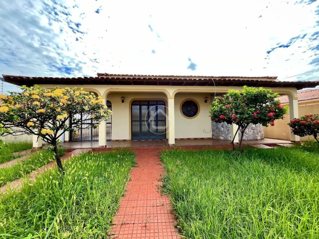 CASA 3 QUARTOS - CIDADE ALTA