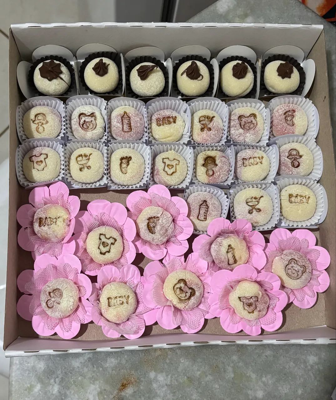Brigadeiros deliciosos e perfeitos para adoçar seu evento ! - Foto 2