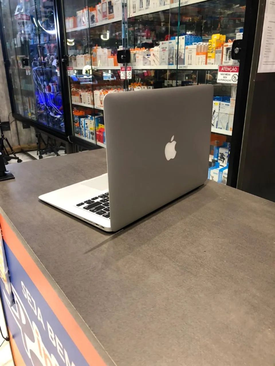 Macbook Air I7 256gb 8Gb - Todo Original - 2.299,00 - Notebooks