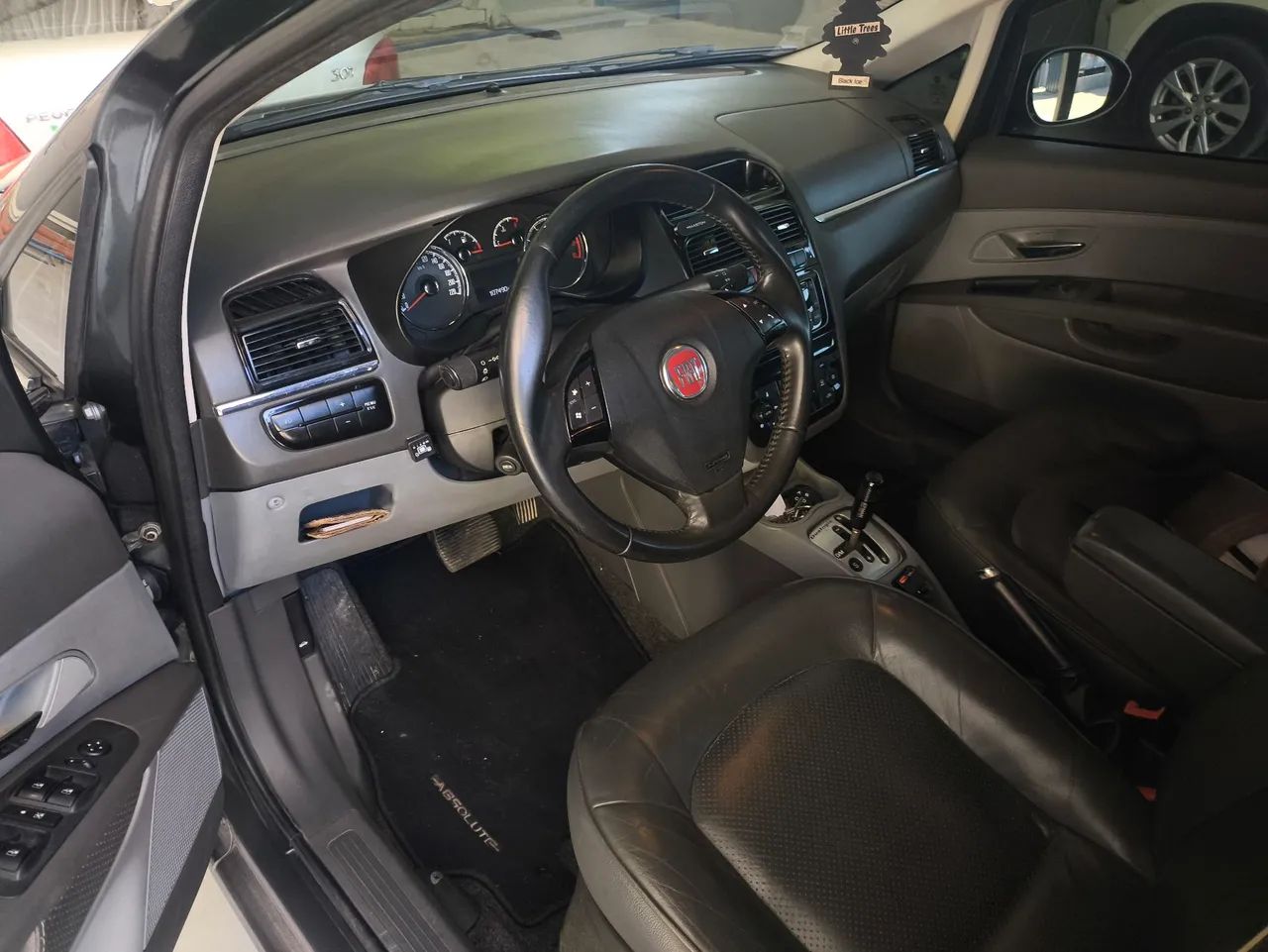 Fiat Linea Absolute 1.9/1.8 Flex Dualogic 4P 2013