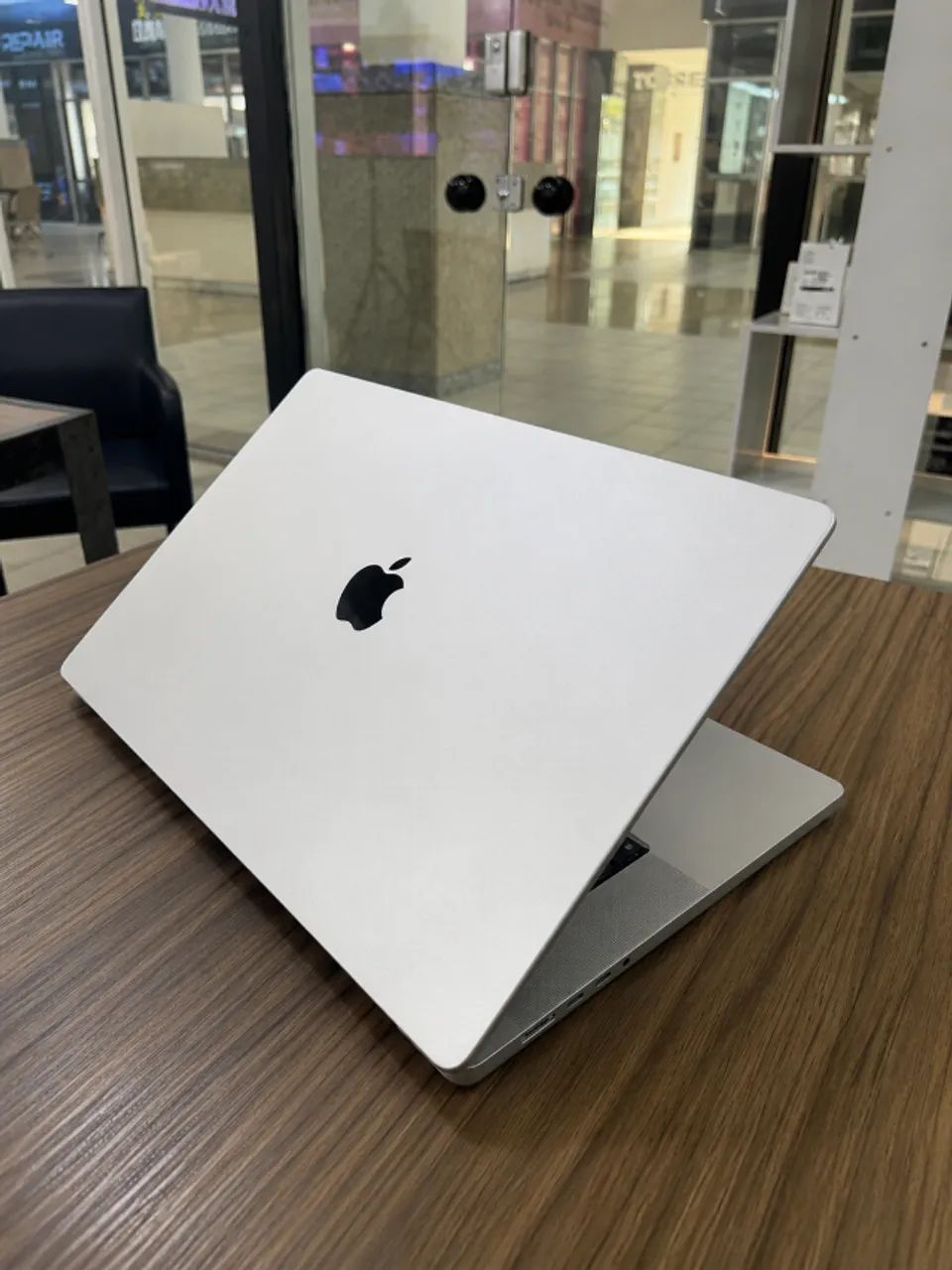 MacBook Pro 16 Polegadas M2 Max 32GB RAM 1TB SSD - 2023 - Foto 3