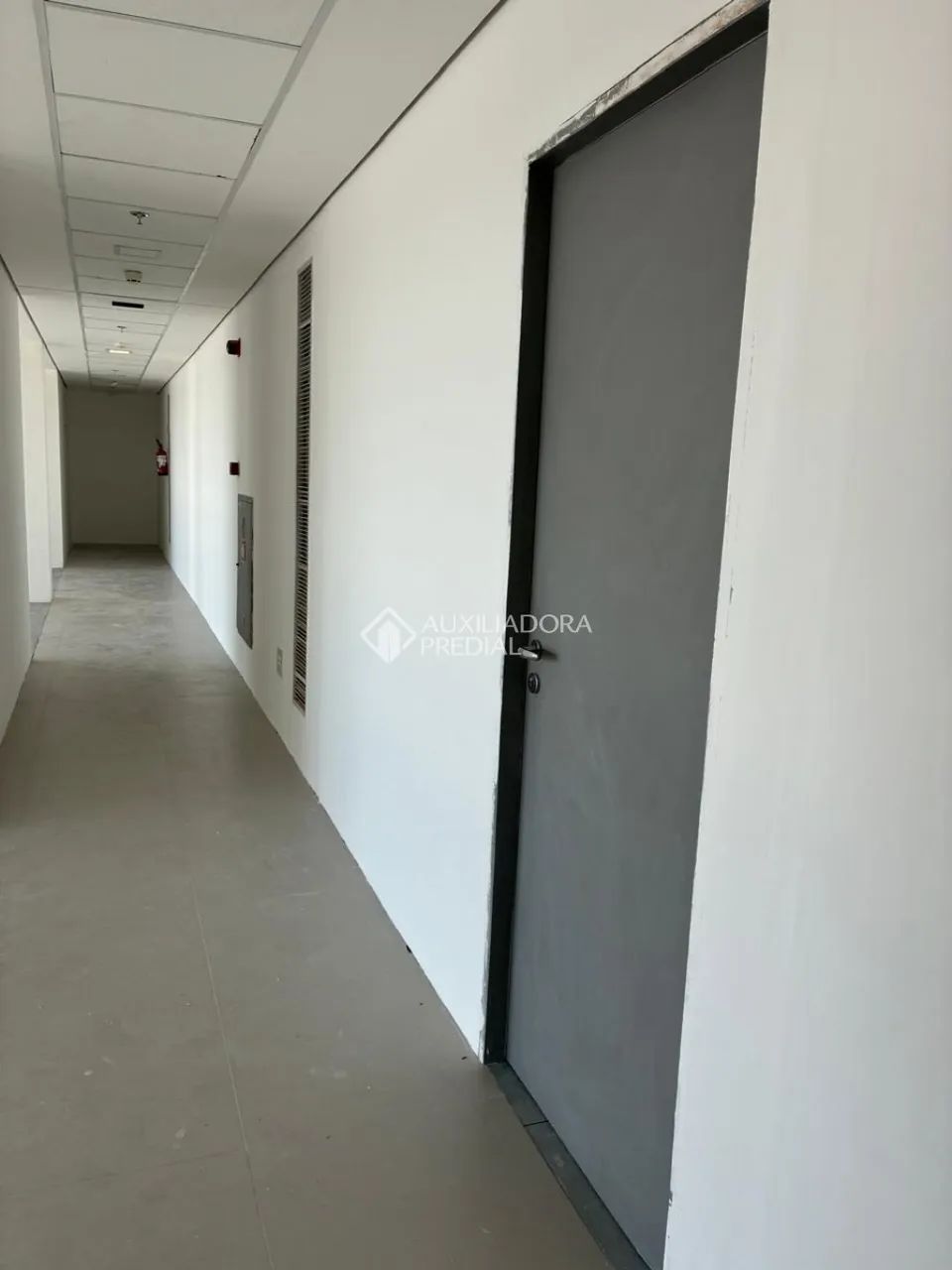 Excelente sala comercial para locação no Condomínio Trilogy Office. - Foto 4