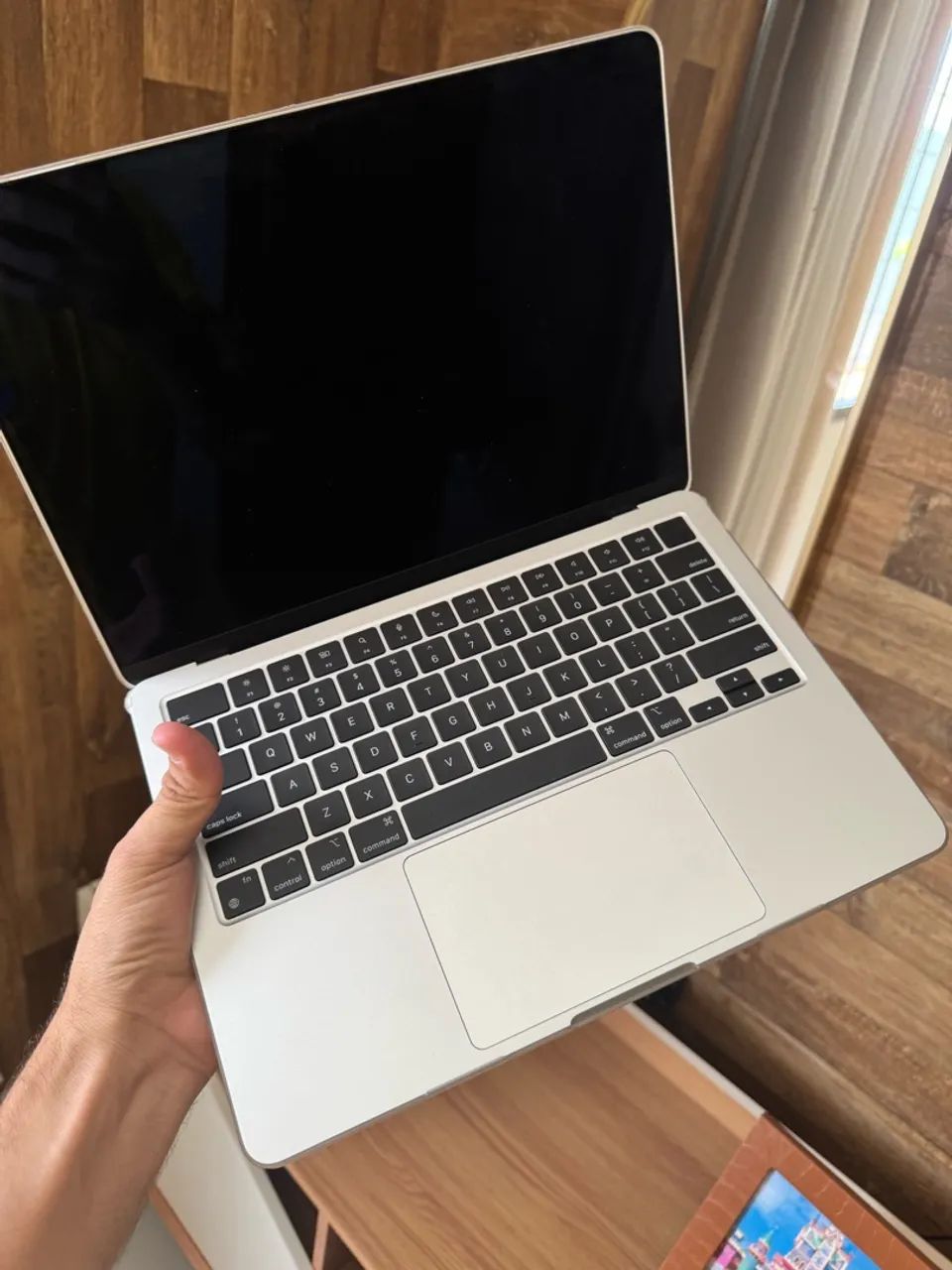 MacBook Air M3 13.6 256GB 8Gb DE RAM SEMI - Notebooks - Tião