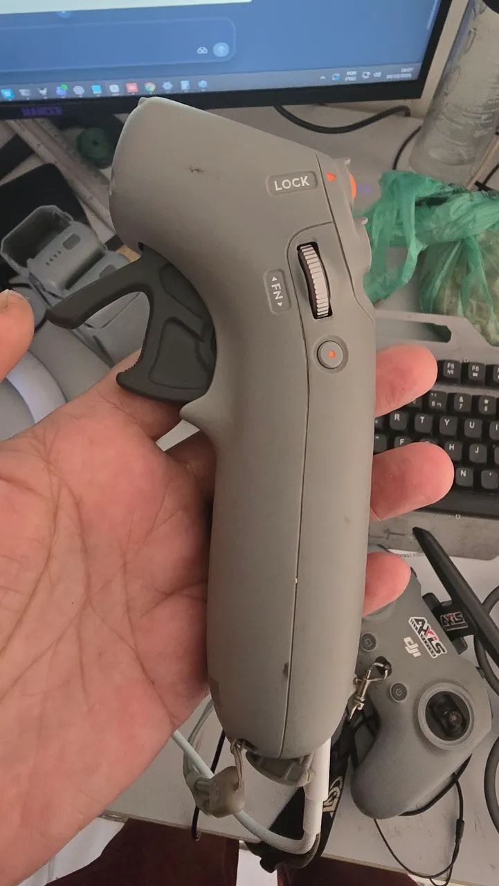 Dji integra+remote controller 2 + motion controller2  - Foto 4