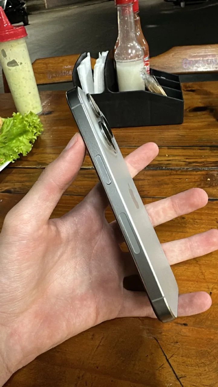 iPhone 15 pro 256gb - Foto 2