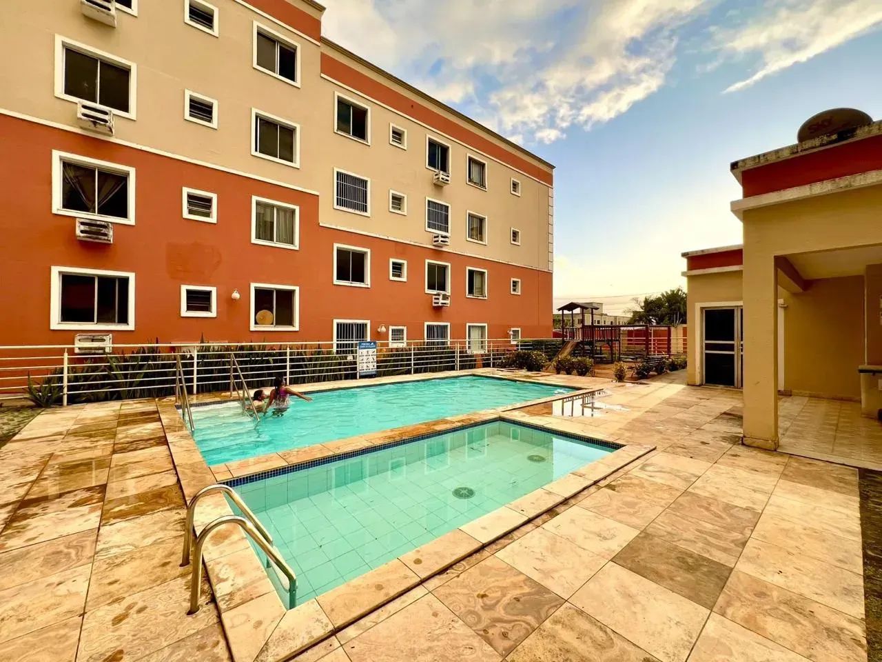 CONDOMINIO VELEIROS