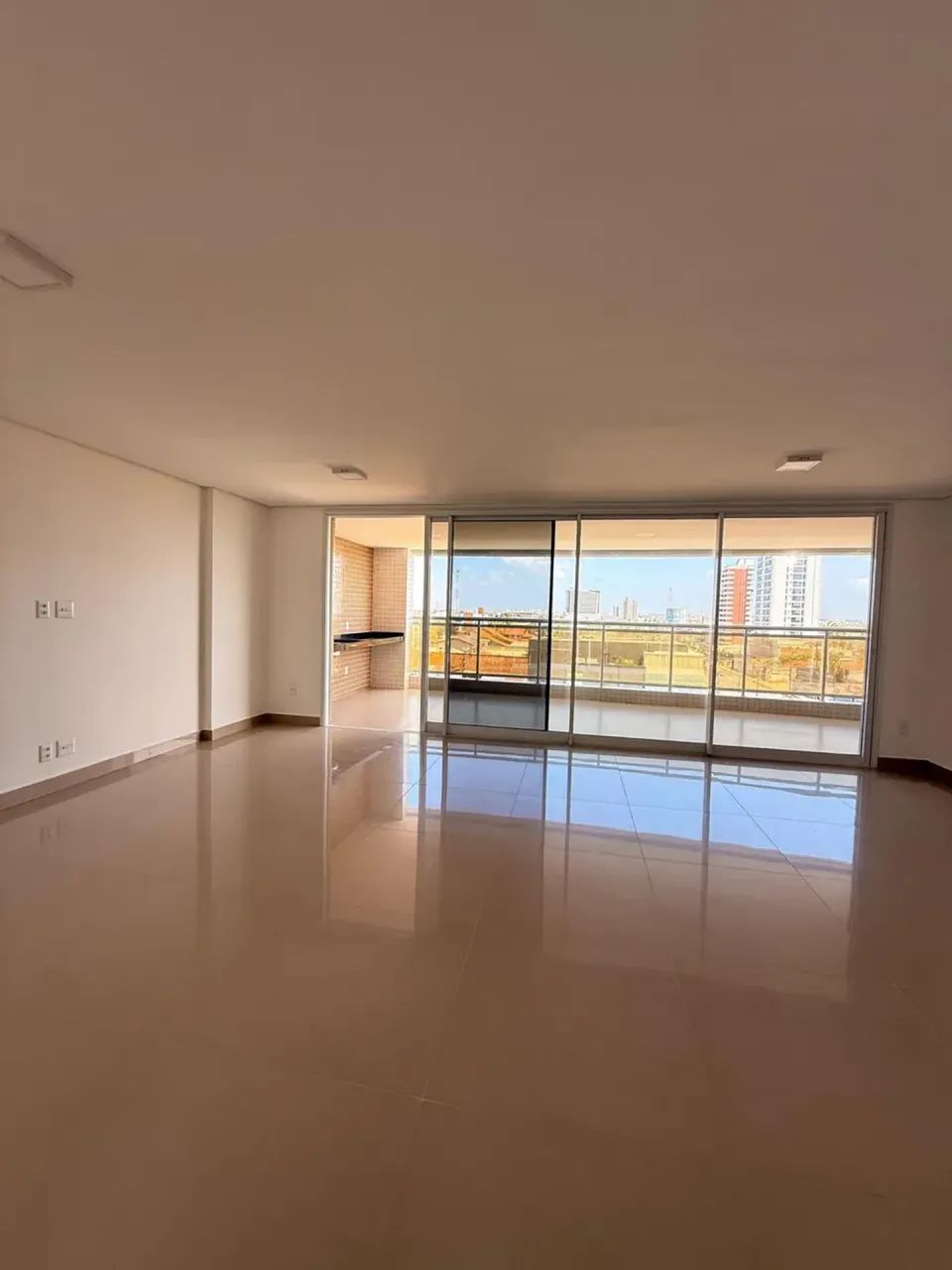 AB| Apartamento com 4 Suítes, sendo 1 Master com varanda | Cond. Al Mare - Foto 2
