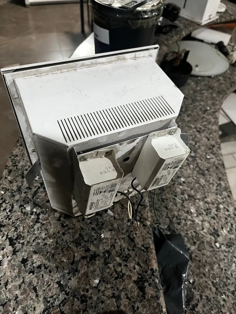 Luminárias para teto 220w com lâmpada e reator - Foto 2