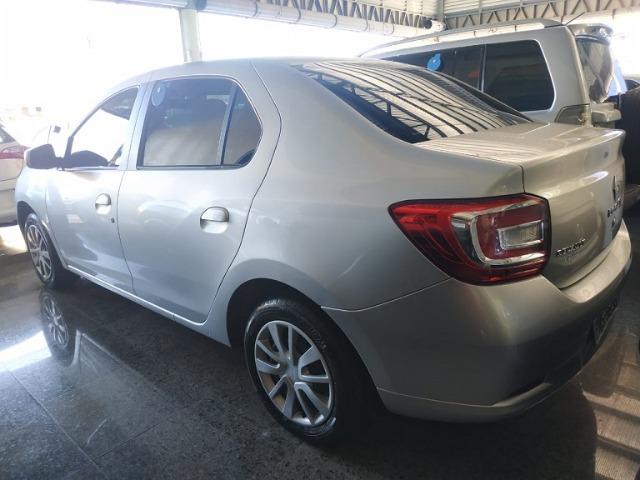 Renault Logan Expression 1.6 (Flex) 2016 - Foto 3