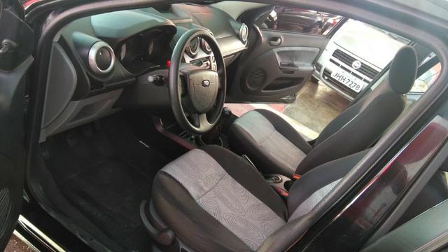 Ford Fiesta Sedan 1.6 (Flex) 2008 - Foto 6