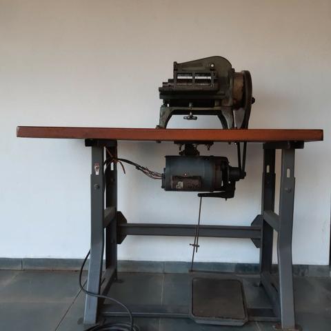 Maquina de cortar tiras de couro Cardoso