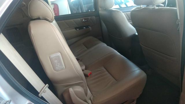 Hilux SW4 4x4 7 lugares automática Blindada Disel 3.0 completa ligue * luciana - Foto 5