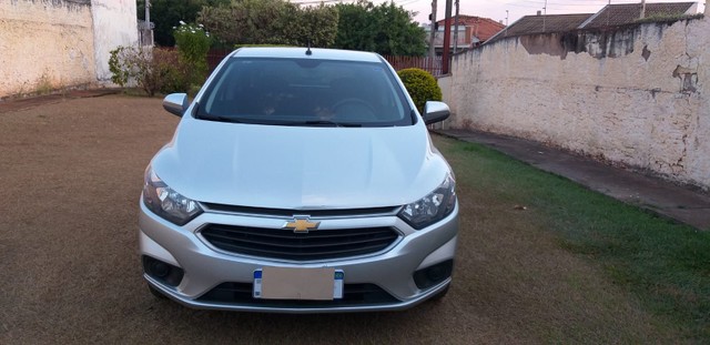 ONIX LT 1.0 COMPLETO 2017