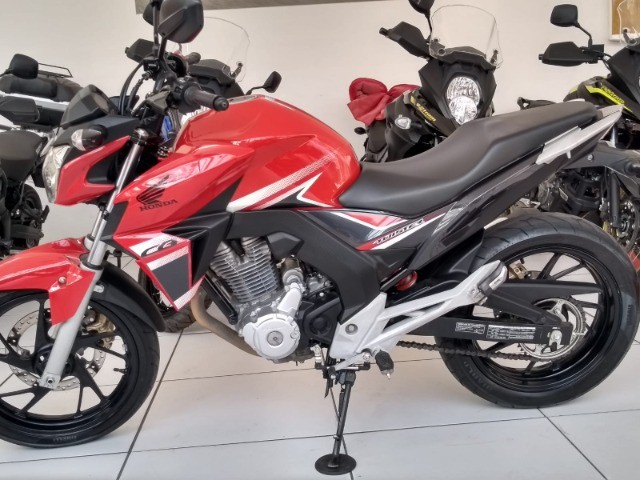 HONDA CB 250F 2018.