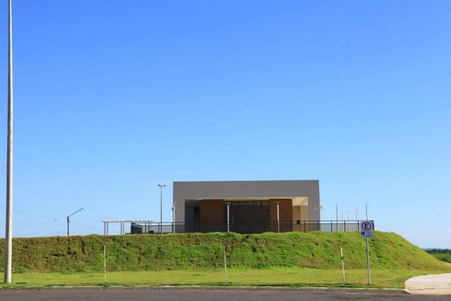 Lote condomínio villa jardim 666mts