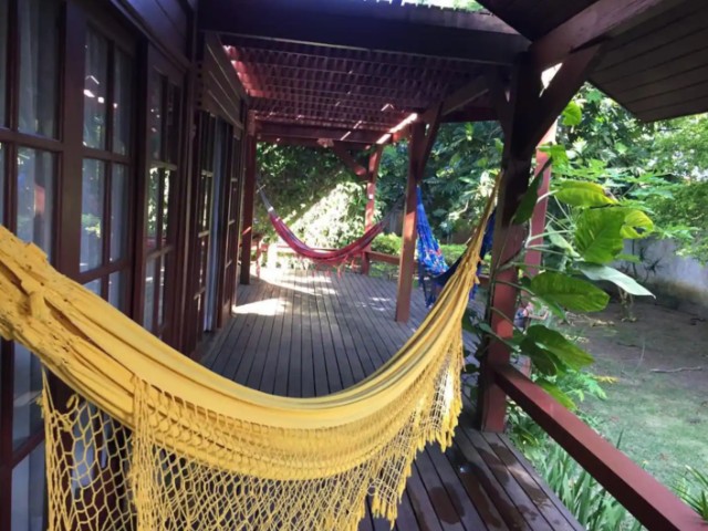 Casa Temporada Manguinhos com Saída Privativa para a Praia - Foto 4