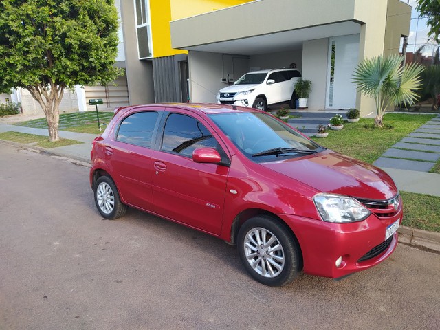 TOYOTA ETIOS 1.5 XLS MANUAL