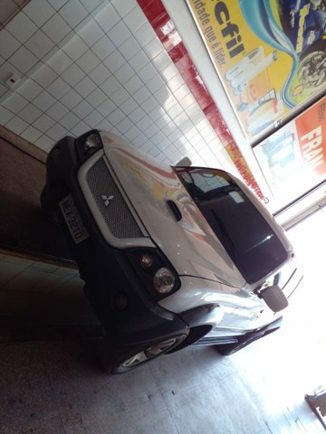 MITSUBISHI L200 OUTDOOR HPE 2.5 4×4 CD T.DIES.AUT