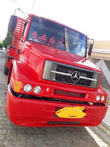 CAMINHÃO MB 1620