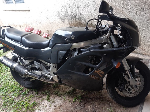 suzuki 1100 1998