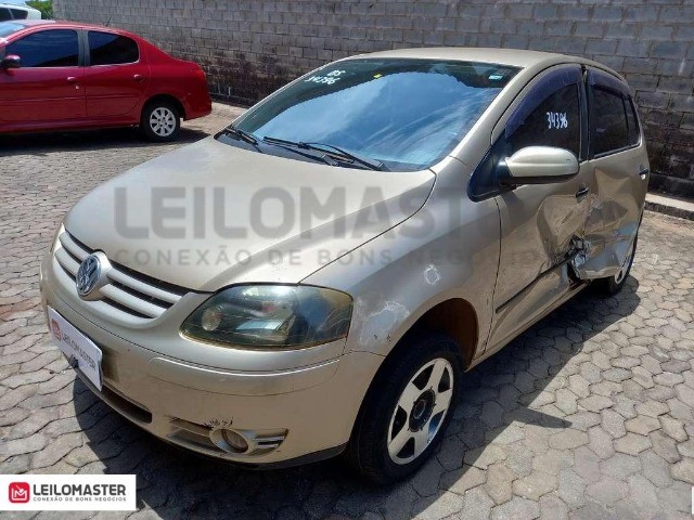Sucata Volkswagen Fox 1.6 p/ Retirada de Peças - Foto 3
