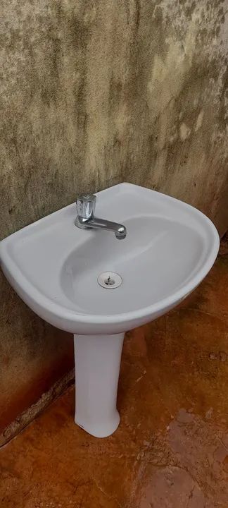 Venda pia de banheiro usado