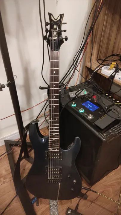 Guitarra Dean vendetta