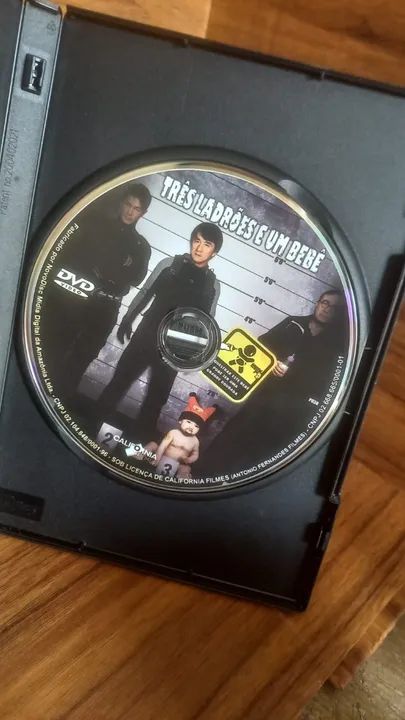 dvd três ladrões e um bebê - Foto 2