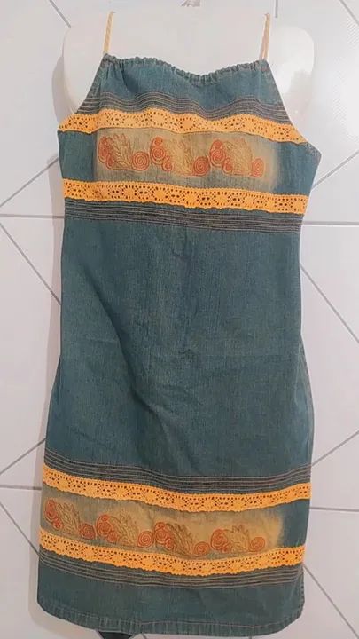 Vestido Jeans Bordado - Estilo Vintage