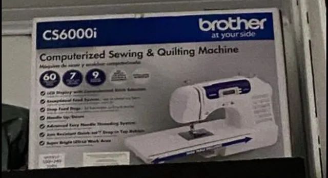 Máquina de costura reta Brother CS6000I portátil branca - NOVA - Foto 4
