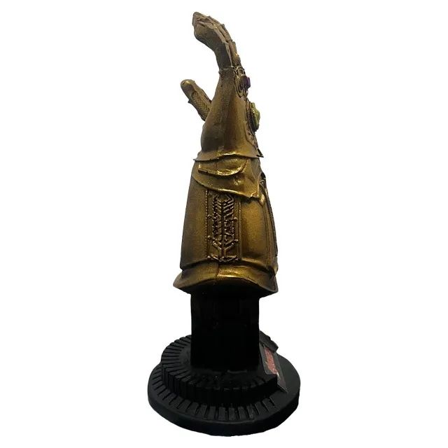 Estatueta Resina Manopla do Infinito - WZetta - Foto 3
