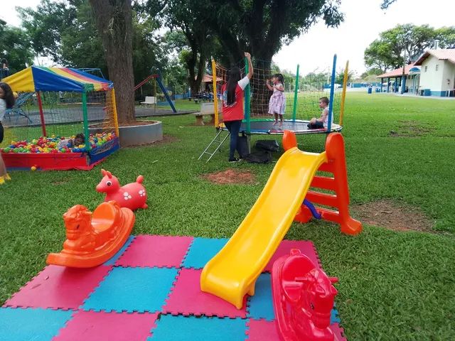 Aluguel de Brinquedos e Infláveis Barracas de Pipoca e Algodão Doce. - Foto 4
