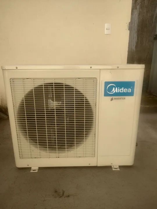 Condensadora Midea 22000 BTUs Inverter 