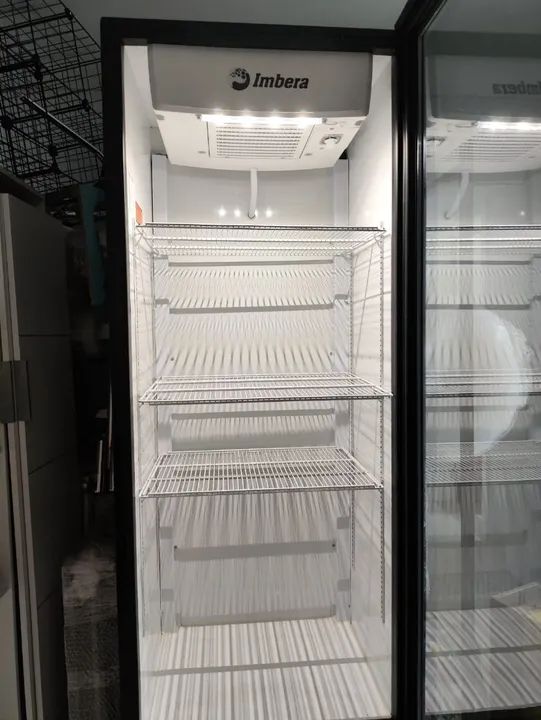 GELADEIRA EXPOSITORA DE BEBIDAS  SEMI NOVA