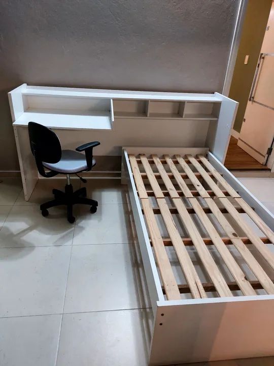 Cama Solteiro + Cabeceira com escrivaninha + Cadeira giratória  - Foto 3