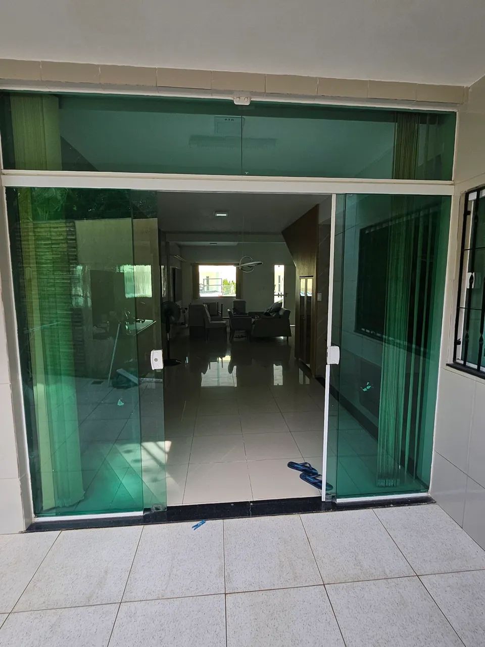 Porta de vidro 4 folhas só 1000,00