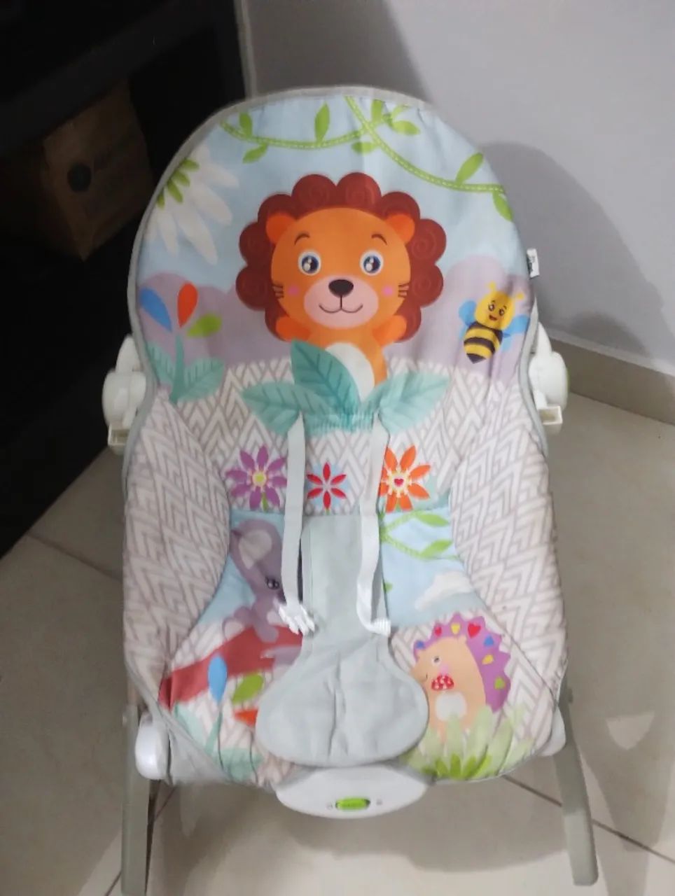 Desapegando! Tudo por R$ 700: carrinho 3 em 1 + berço + cadeirinha - Foto 4