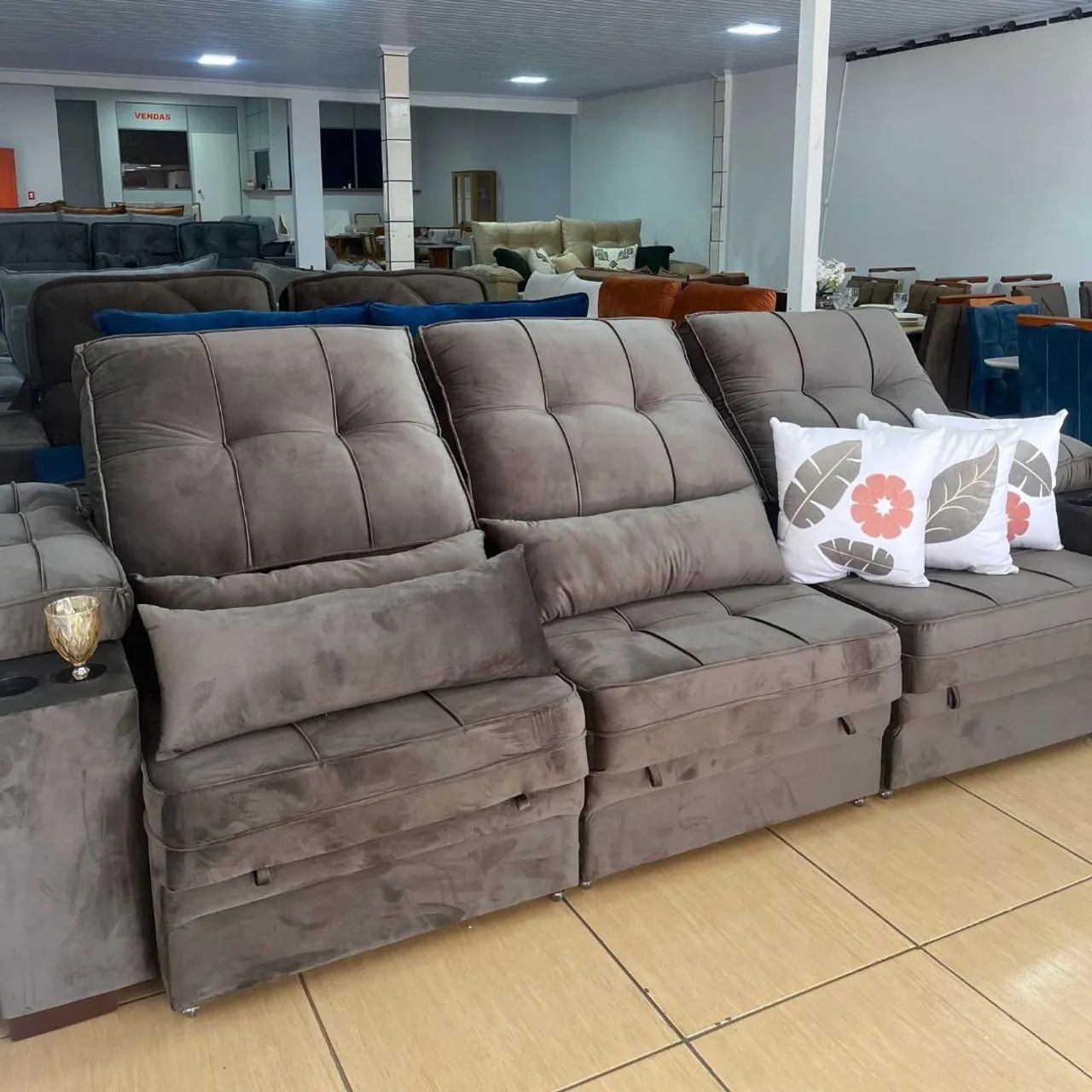 Sofá retrátil e reclinável promoção LARGURA 2.90 - Foto 4
