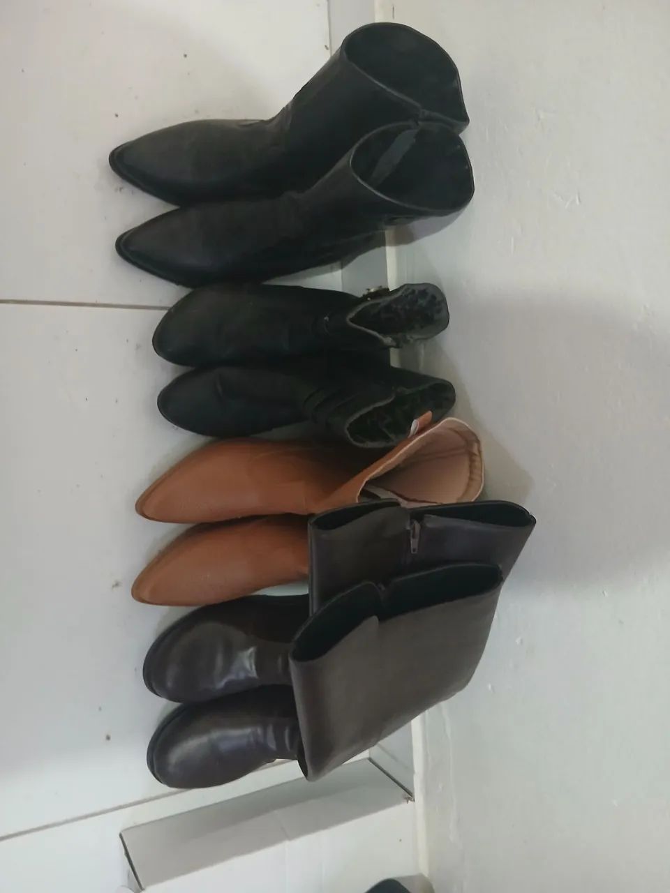 Sapatos diversos