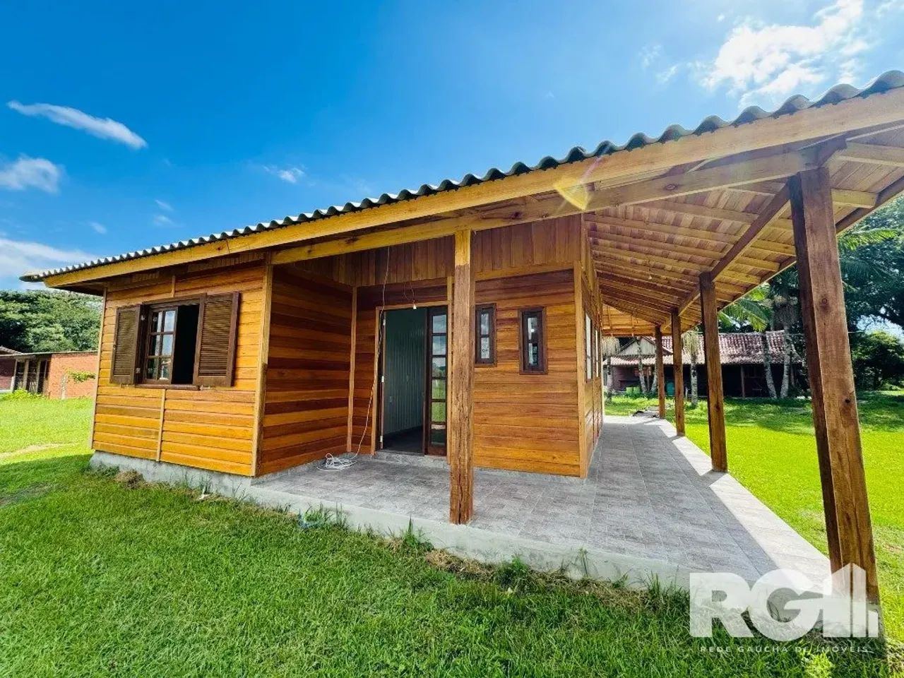 Sítio à venda no bairro Lami | Lindo sítio em frente ao asfalto com 3H, conta com 3 casas, - Foto 5