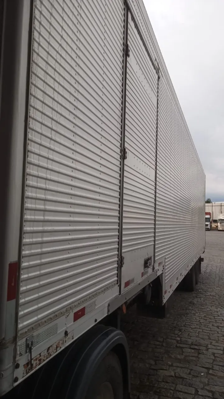 CARRETA ÚNICO DONO 02/02 MOD RONDON